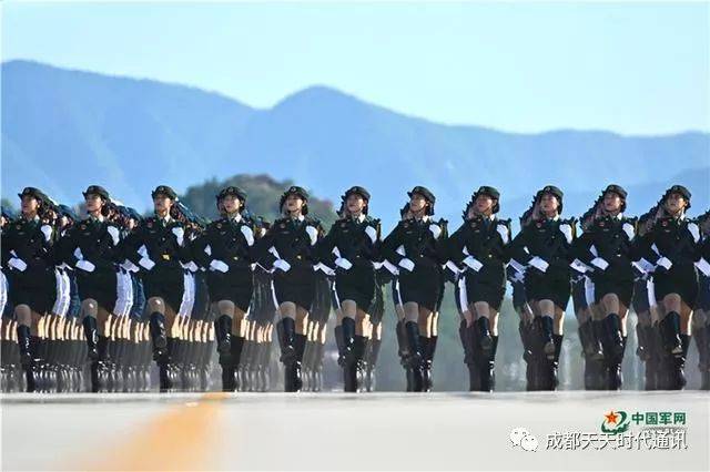 閱兵方陣詞，榮耀與力量的展現，閱兵方陣，榮耀與力量的璀璨展現