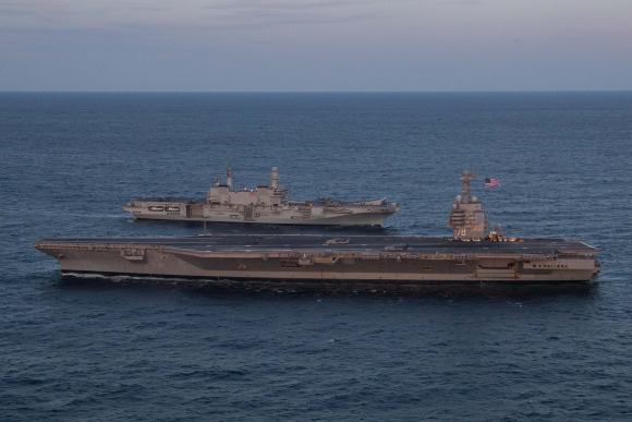 福特號航空母艦的所在地及其重要影響力，福特號航空母艦所在地與其全球重要影響力概述